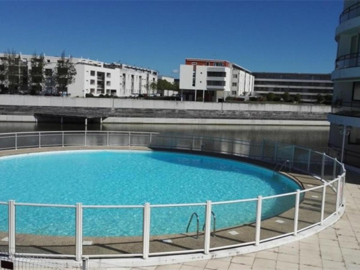 Appartement 2 Pieces Avec Balcon, Parking Et Piscine, La Rochelle - Fr-1-246-11 Exteriör bild